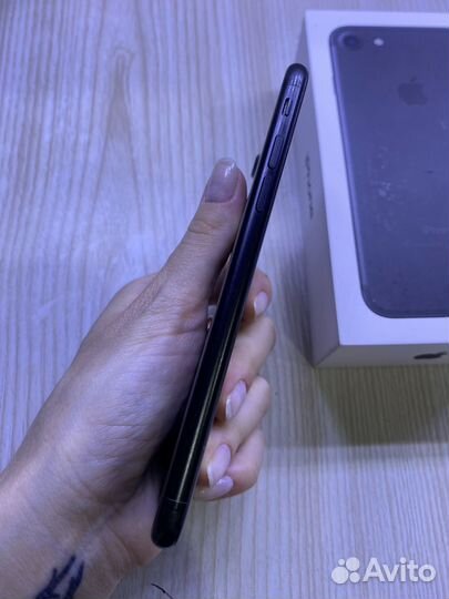 iPhone 7, 128гб