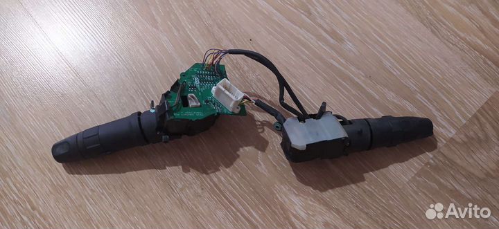 Подрулевой переключатель Nissan micra k12