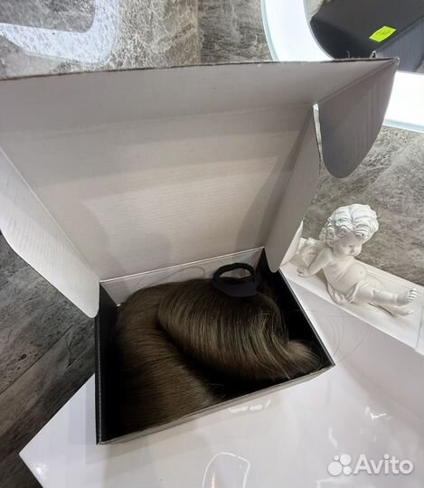 Хвост волосы на резинке