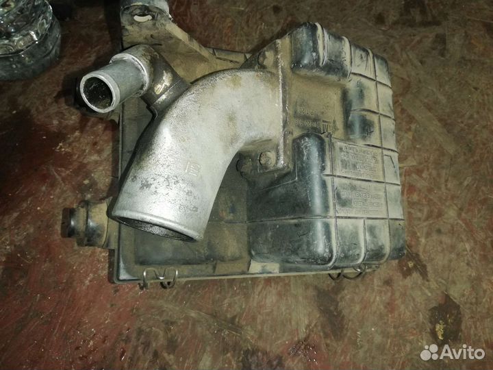 Корпус воздушного фильтра Опель Фронтера А