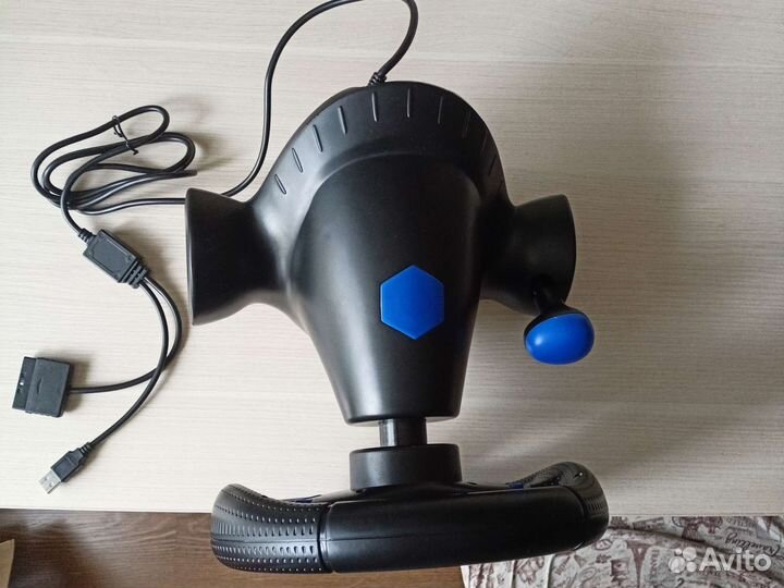 Игровой руль с педалями