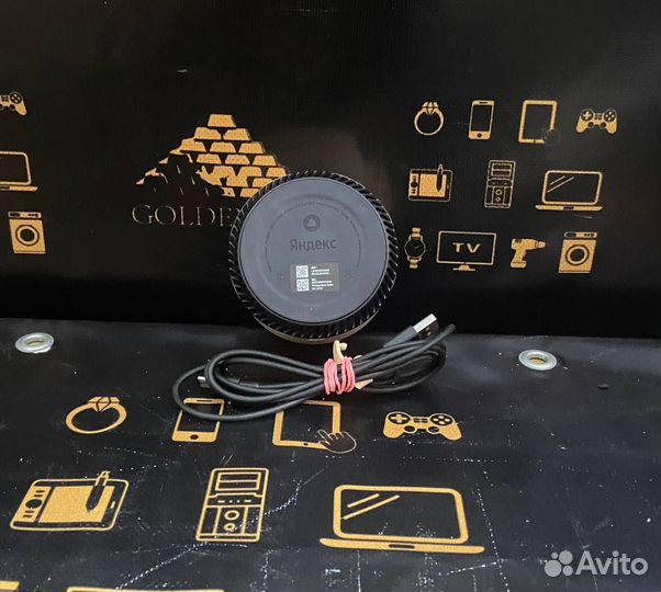 Умная колонка Яндекс Станция Лайт с Алисой