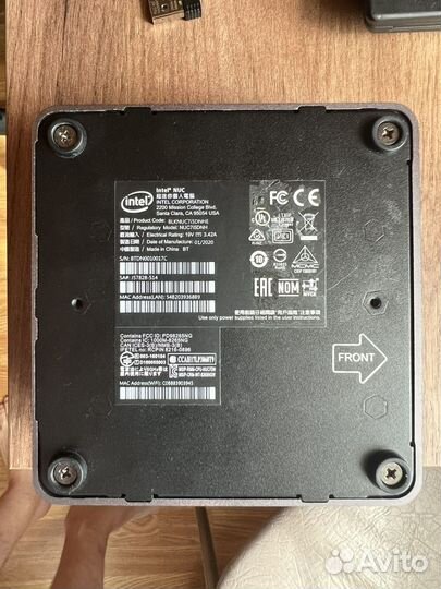 NUC от Intel модель NUC7I5dnhe