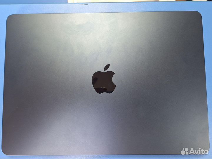 Ноутбук Apple Macbook Air 13 2022 16/256Gb