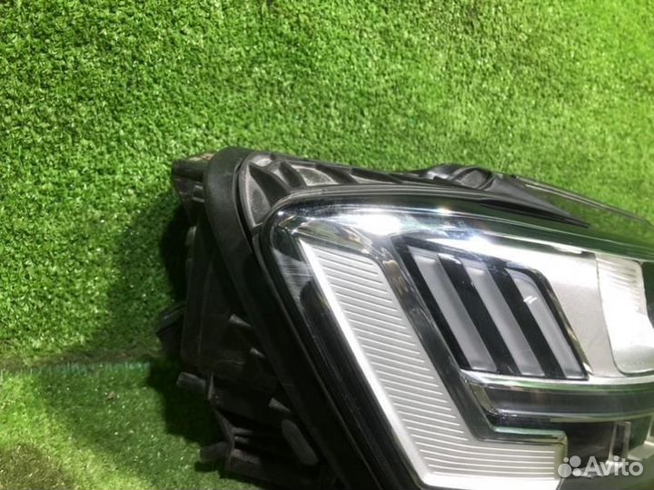 Фара правая Audi A8/S8