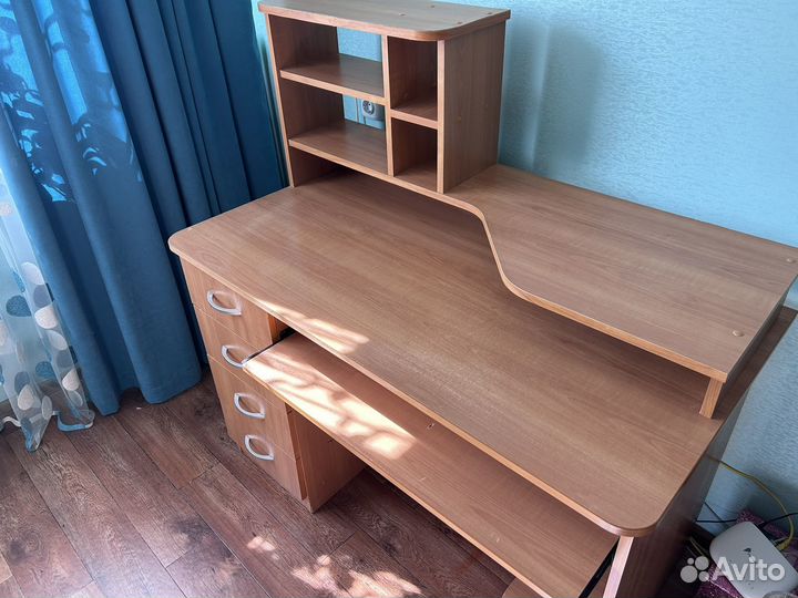 Компьютерный стол бу