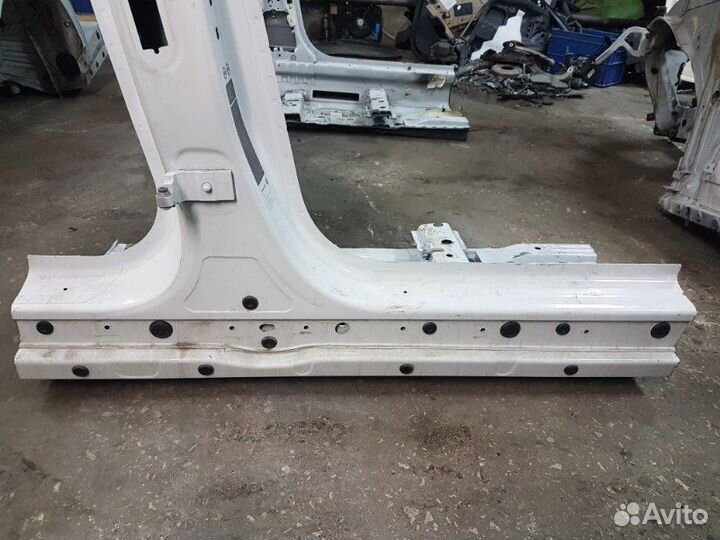 Центральная стойка кузова Bmw 5-Series F10 N20B20B