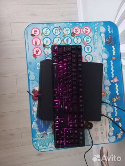 Игровая клавиатура с подсветкой