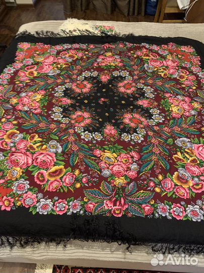 Шарфы платки палантины