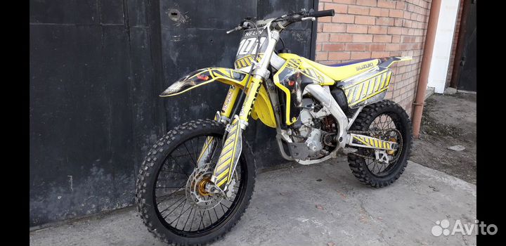 Кроссовый suzuki RMZ450 2006года
