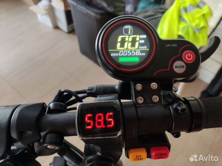 Электросамокат Currus M10