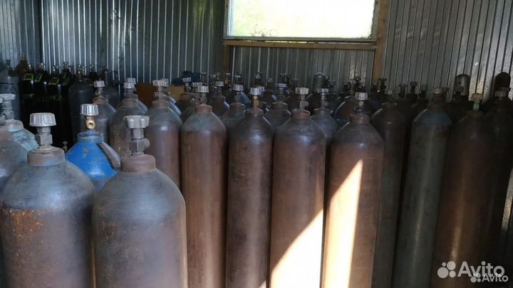 Прием кислородных и углекислотных баллонов