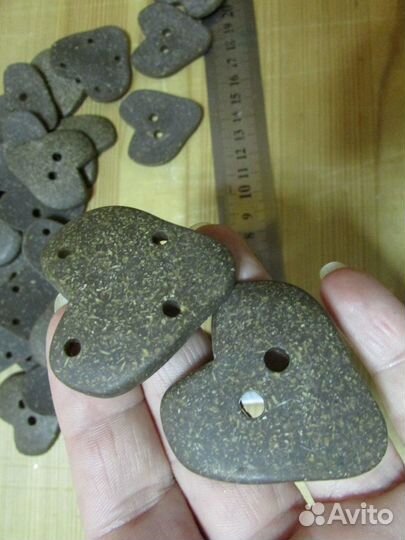 Пуговицы в виде сердца (4,5 см) цена за 10 шт