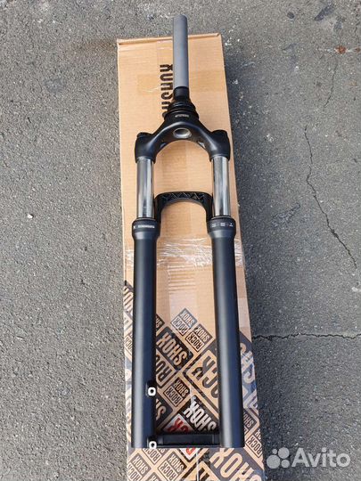 Вилка rock shox 29