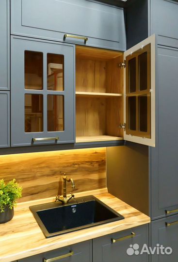 Кухонный гарнитур мдф \ эмаль