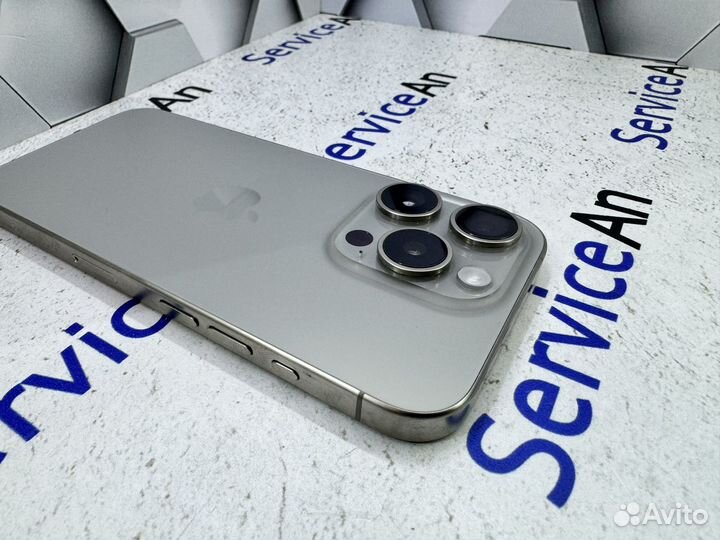 iPhone 15 Pro, 256 ГБ