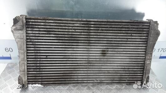 Радиатор интеркуллера toyota avensis T27 (DBG23KC0