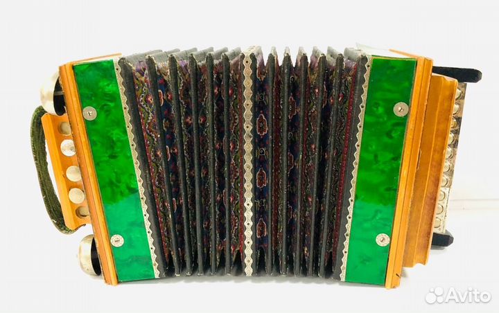 Гармонь. Саратовская с колокольчикам