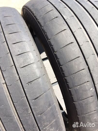 Pirelli P Zero PZ4 275/40 R22