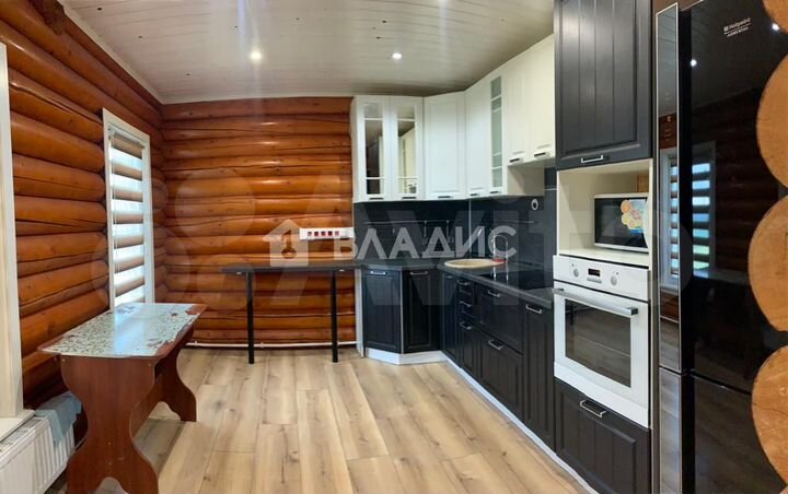 Дом 136,7 м² на участке 13 сот.