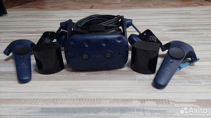 HTC vive Pro full kit
