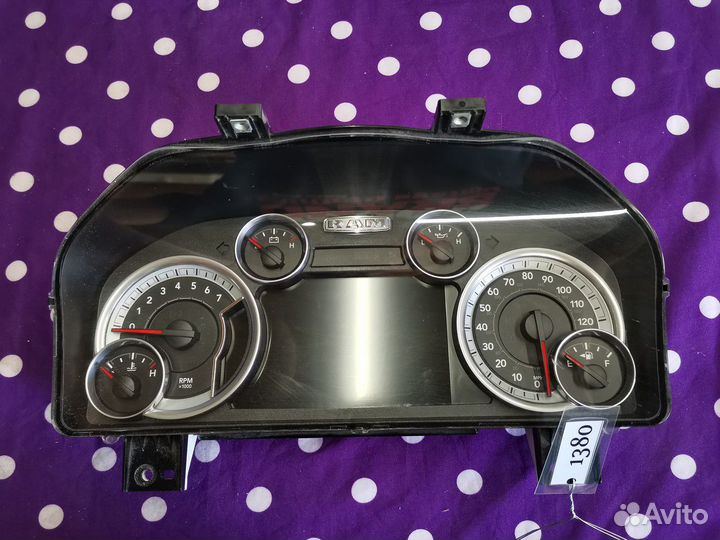 Щиток приборов