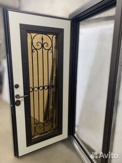 Входные двери нестандартные