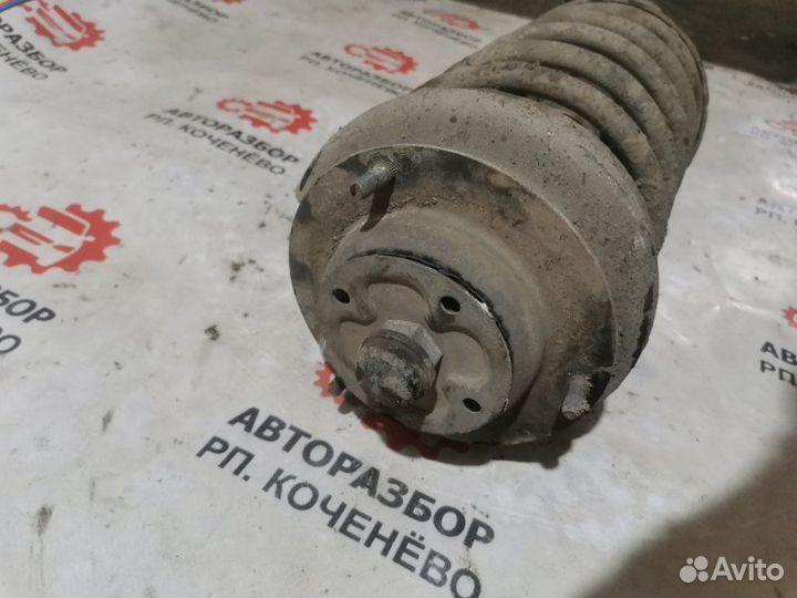 Стойка подвески передняя левая Москвич 2141