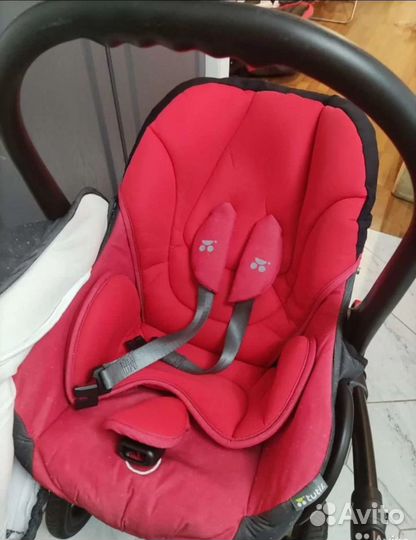 Коляска 3в1 tutis Zippy Pia New