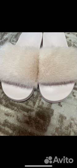 Шлепки Menghi