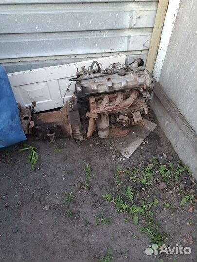 Продам двигатель toyota hiace с кпп