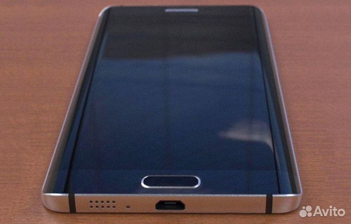 Смартфон Samsung Galaxy S6 Edge Plus