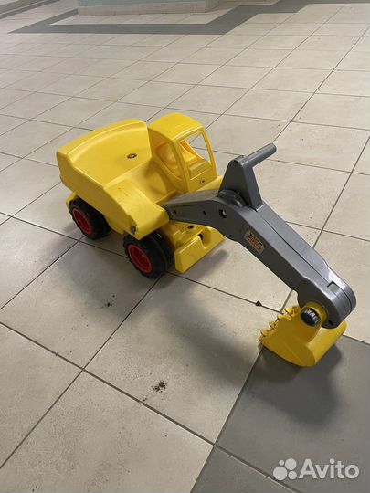 Экскаватор детский