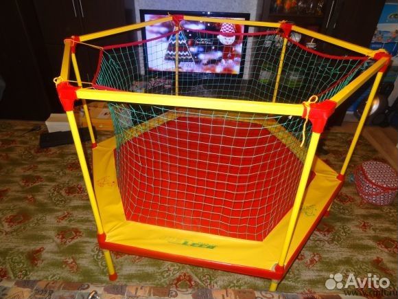 Батут манеж. Батут детский с сеткой триумф норд. Батут triumph nord юниор. Батут манеж. Батут манеж.