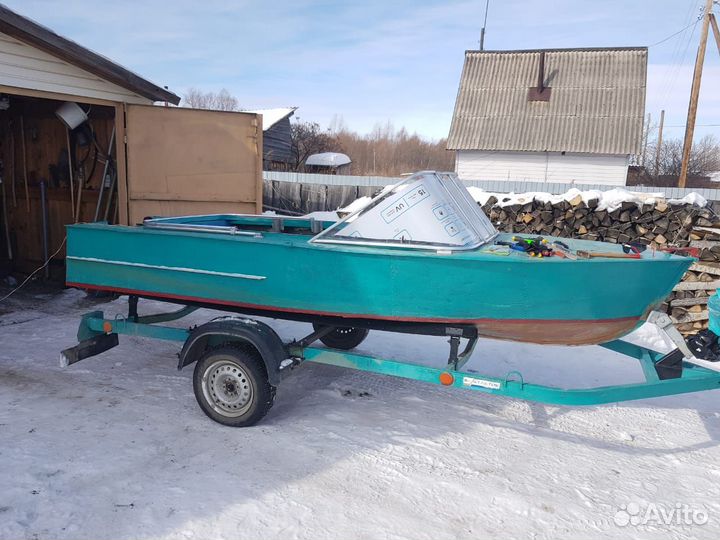 Продам лодку М.К.М