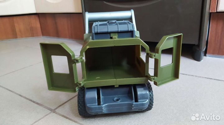 Машина-фургон Полесье