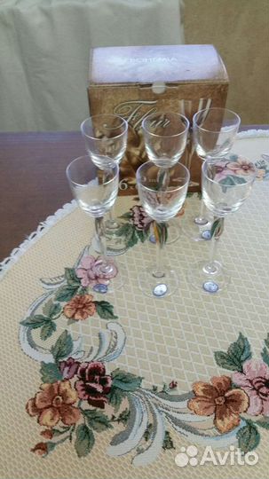 Рюмки очень изящные новые богемия