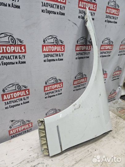 Крыло переднее левое Mercedes-Benz E-Class W207