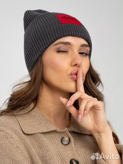 Шапка Hugo женская серая