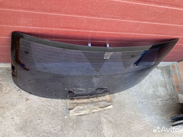 Заднее стекло Mercedes W210