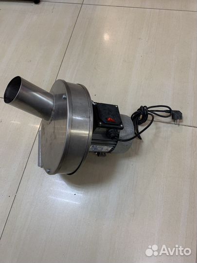 Измельчитель овощей и фруктов электрический