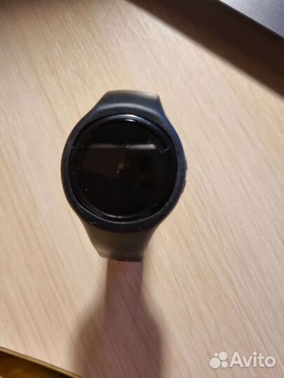 Часы с шагомером