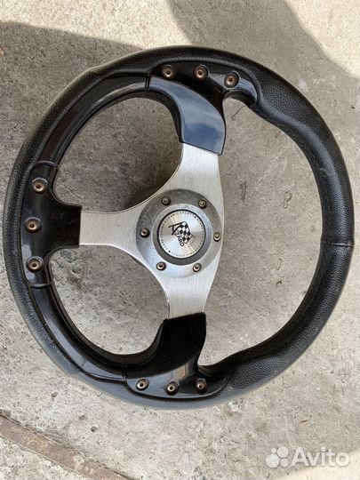 Спортивный руль