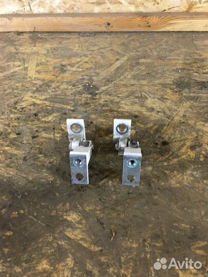 Петля двери задняя правая Volkswagen Jetta седан