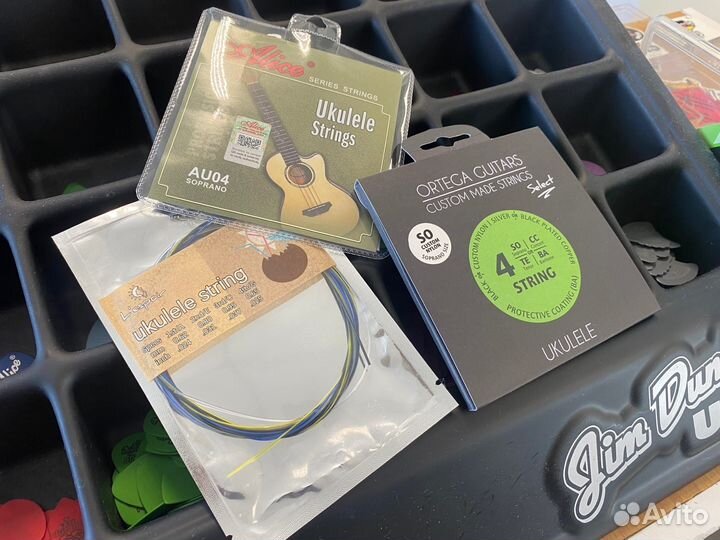 Струны для укулеле в ассортименте
