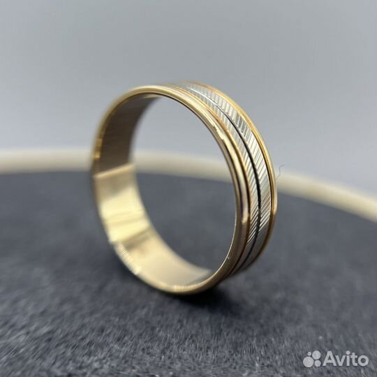 Обручальное кольцо 585 размер 17