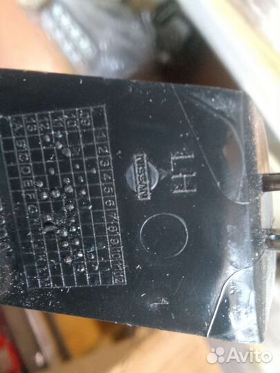 Форсунка омывателя левой фары qashqai