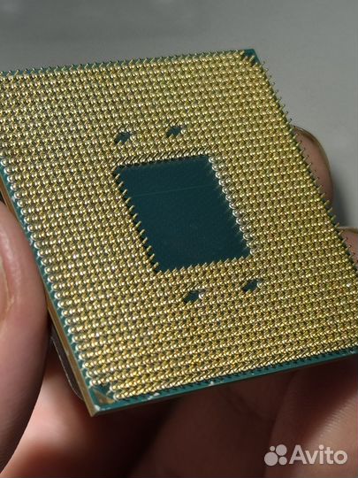 Процессор AMD Ryzen 7 PRO 3700