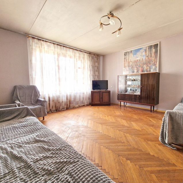 2-к. квартира, 57 м², 12/12 эт.