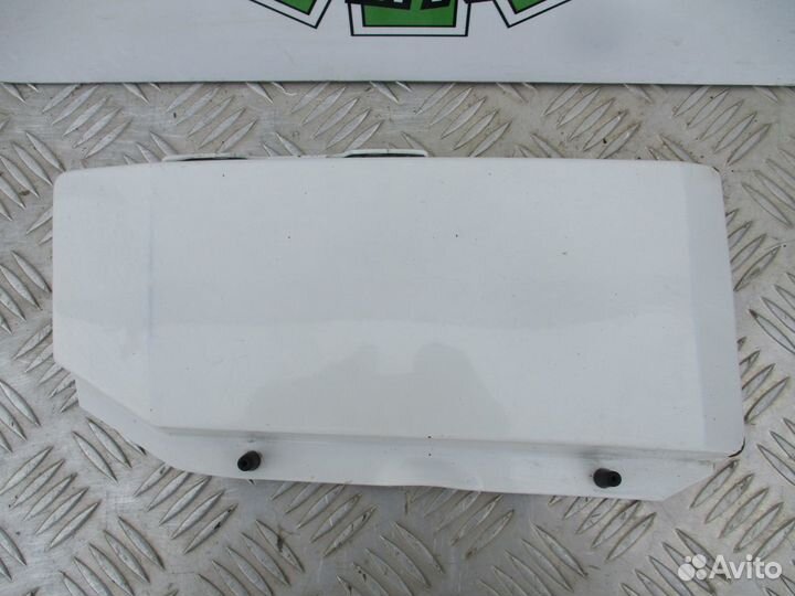 Лючок бензобака Volkswagen Crafter 2011г